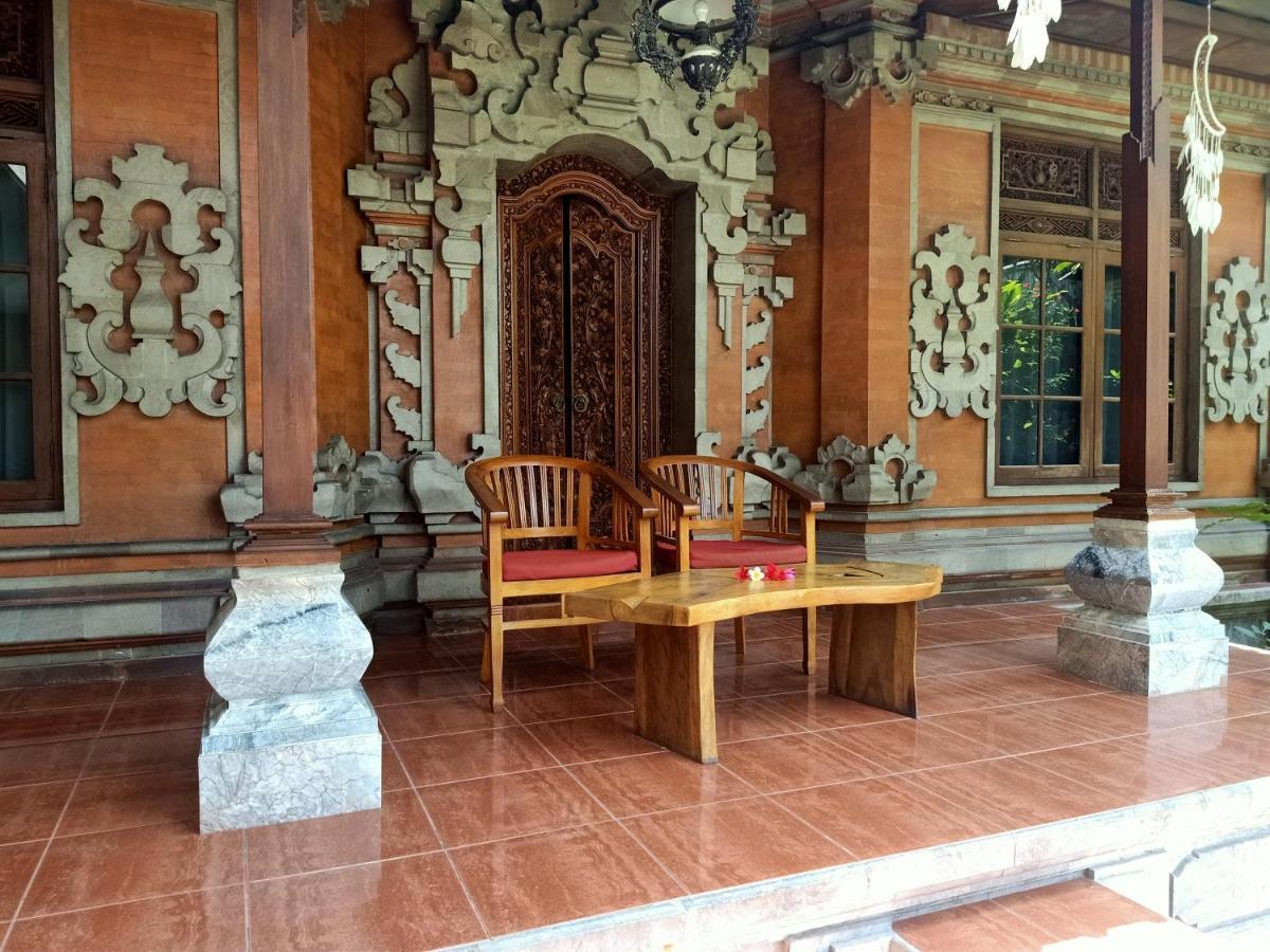 Ngetis Home Stay Санур Экстерьер фото